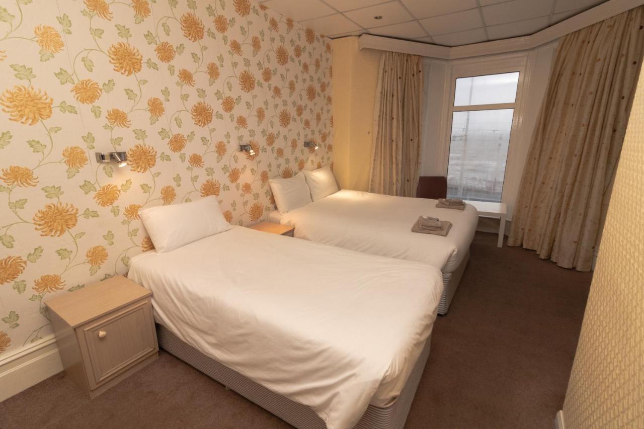 Starlux Hotel Blackpool Buitenkant foto